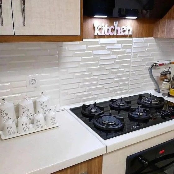 دیوار پوش در شیراز دیزاین